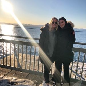 Meet your Posher, Laura